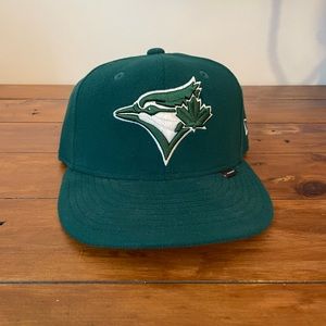 Blue jays new era polartec never worn 7 1/4